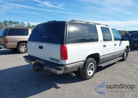 1999 Chevrolet Suburban 1500 Lt from USA, damaged, VIN 1GNEC16R8XJ328609